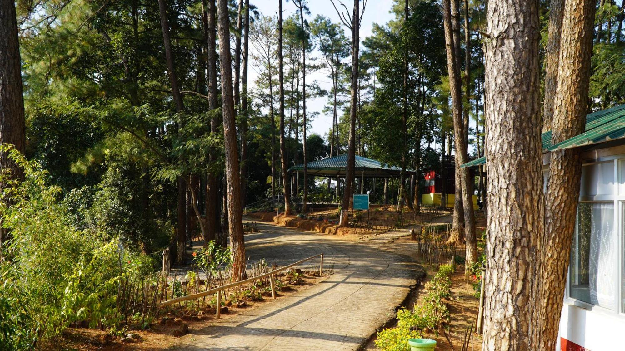 Solicom Valley Park & Resort Shillong Buitenkant foto